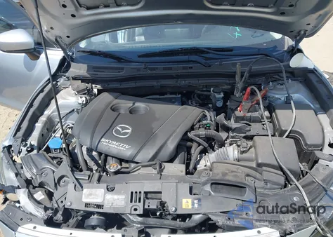 2018 Mazda Mazda3 Touring из США, поврежденный, VIN 3MZBN1V35JM193132